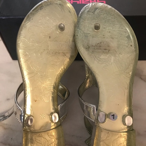 Sandals - Picture 3 of 6